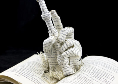 book-sculpture-harry-potter-and-the-deathly-hallows-close-up