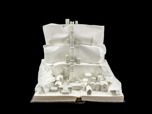 Book Sculpture: The Wall and Castle Black (A Storm of Swords)
