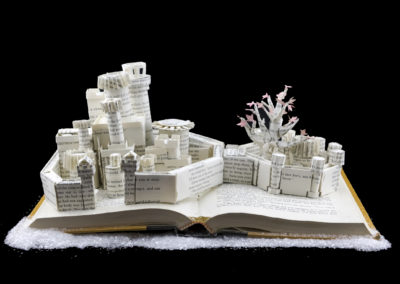 Winterfell Game of Thrones Book Sculpture - With Snow 2
